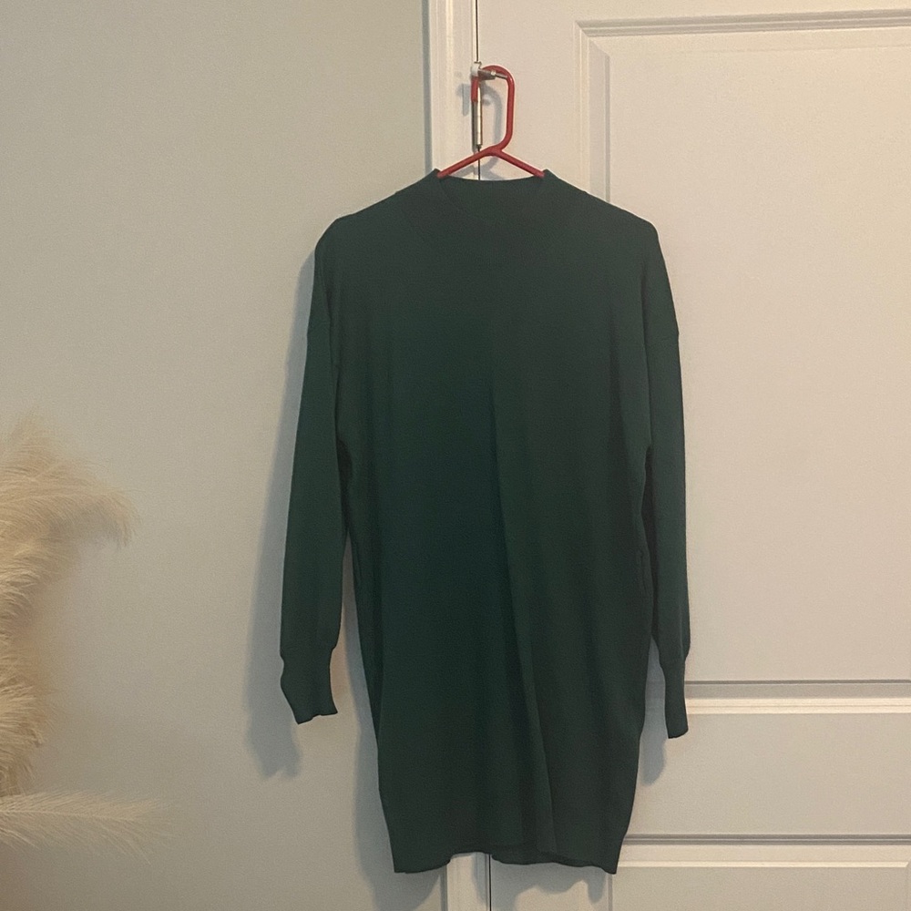 Green Long Sleeve Sweater Dress